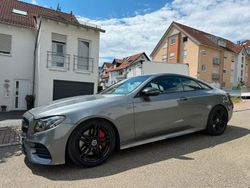 Grau Gebraucht 2017 Mercedes E400 Coupé | 29.999 € (Fairer Preis)