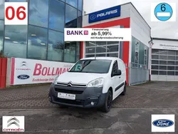 Weiß Gebraucht 2017 Citroën Berlingo Business Class Van / Kleinbus | 13.950 €