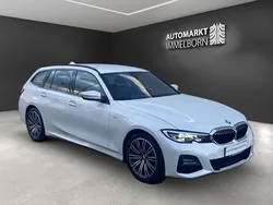 Mineralweiss metallic Gebraucht 2022 BMW 320 M Sport Kombi | 34.890 € (Fairer Preis)