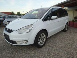 Weiß Gebraucht 2010 Ford S-MAX Titanium Van / Kleinbus | 3.200 € (Fairer Preis)