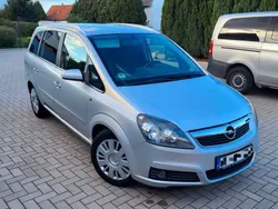 Silber Gebraucht 2007 Opel Zafira Van / Kleinbus | 2.000 € (Fairer Preis)