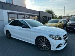 Weiß Gebraucht 2021 Mercedes C200 AMG Limousine | 30.890 € (Fairer Preis)