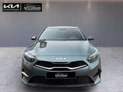 Grau Gebraucht 2022 Kia Ceed Sportswagon Kombi | 20.980 € (Etwas zu teuer)