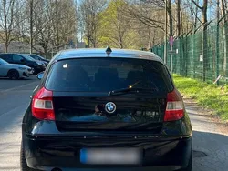 Schwarz Gebraucht 2006 BMW 118 Kleinwagen | 2.200 € (Fairer Preis)