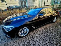 Schwarz Gebraucht 2019 BMW 530e Sport Line Limousine | 24.500 € (Superpreis)