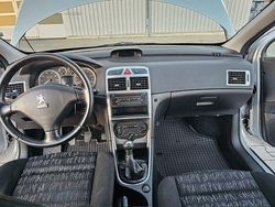 Silber Gebraucht 2003 Peugeot 307 Limousine | 1.450 € (Fairer Preis)