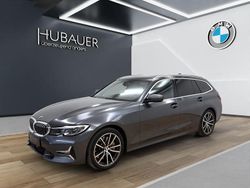 Grau Gebraucht 2020 BMW 330 Luxury Line Kombi | 29.890 € (Fairer Preis)