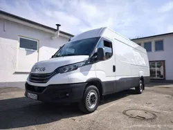 Weiß Gebraucht 2022 Iveco Daily Van | 33.000 € (Superpreis)