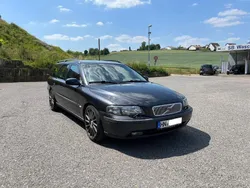 Grau Gebraucht 2001 Volvo V70 Kombi | 4.200 € (Etwas zu teuer)