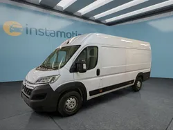 Weiß Gebraucht 2024 Citroën Jumper Van / Kleinbus | 26.449 € (Fairer Preis)