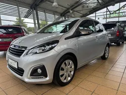 Silber Gebraucht 2021 Peugeot 108 Style Kleinwagen | 12.200 € (Etwas zu teuer)