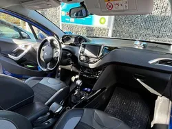 Blau Gebraucht 2019 Peugeot 2008 Allure SUV | 12.500 € (Guter Preis)