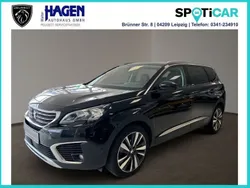 Perla nera schwarz Gebraucht 2020 Peugeot 5008 Allure Van / Kleinbus | 13.950 € (Fairer Preis)