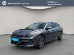 Grau Gebraucht 2025 VW Passat Elegance Kombi | 39.890 €