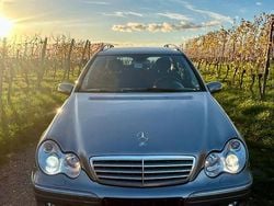 Silber Gebraucht 2005 Mercedes C220 Kombi | 3.200 € (Fairer Preis)