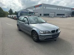 Grau Gebraucht 2004 BMW 318 Sport Line Kombi | 990 € (Guter Preis)