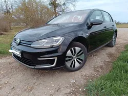 Schwarz Gebraucht 2017 VW e-Golf Kleinwagen | 11.999 € (Superpreis)