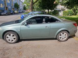 Grün Gebraucht 2006 Renault Mégane Cabriolet Cabrio | 3.499 € (Teuer)