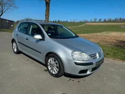 Silber Gebraucht 2004 VW Golf V Limousine | 3.999 € (Etwas zu teuer)