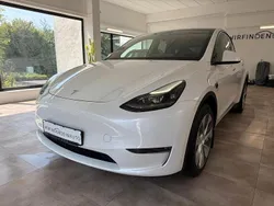 Weiß Gebraucht 2022 Tesla Model Y SUV | 35.450 € (Fairer Preis)