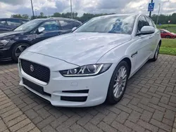 Weiß Gebraucht 2017 Jaguar XE Limousine | 12.450 € (Guter Preis)