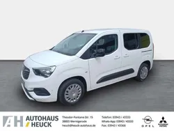 Weiss Gebraucht 2022 Opel Combo Life Elegance Van / Kleinbus | 23.950 € (Fairer Preis)