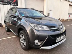 Grau Gebraucht 2015 Toyota RAV4 Comfort SUV | 16.990 € (Guter Preis)
