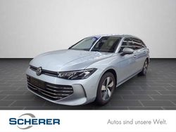 Oyster silver metallic (metallic) Gebraucht 2025 VW Passat Business Kombi | 32.950 € (Guter Preis)