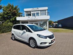 Weiß Gebraucht 2019 Opel Zafira Business Edition Van / Kleinbus | 9.999 € (Fairer Preis)