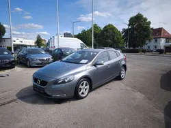 Osmium grey / metallic Gebraucht 2016 Volvo V40 Kinetic Kombi | 15.500 € (Fairer Preis)