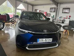Regentblau mica Gebraucht 2023 Toyota bZ4X SUV | 39.900 € (Teuer)