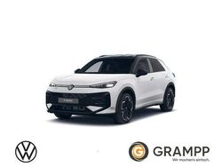 Pure white uni / schwarz uni Neu 2025 VW T-Roc R-line SUV | 45.850 €