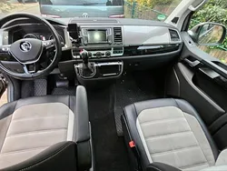 Beige Gebraucht 2016 VW T6 Highline Van | 29.980 € (Fairer Preis)
