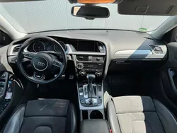 Grau Gebraucht 2014 Audi A4 Kombi | 11.900 €