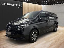 Obsidianschwarz Gebraucht 2024 Mercedes V300 Style Van / Kleinbus | 74.400 € (Guter Preis)