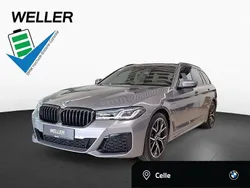 Skyscraper grau (grau) Gebraucht 2024 BMW 530e M Sport Kombi | 47.890 € (Teuer)