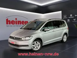 Andere Gebraucht 2023 VW Touran Comfortline Van / Kleinbus | 28.919 € (Guter Preis)