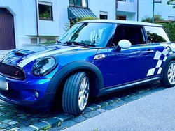 Blau Gebraucht 2007 Mini Cooper S Kleinwagen | 5.400 € (Etwas zu teuer)