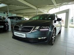 Quarzgrau metallic Gebraucht 2019 Skoda Octavia Soleil Kombi | 18.950 € (Fairer Preis)
