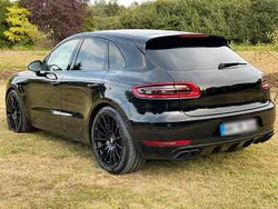 Schwarz Gebraucht 2016 Porsche Macan Turbo SUV | 42.000 € (Guter Preis)