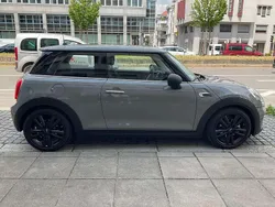 Grau Gebraucht 2017 Mini ONE Kleinwagen | 14.000 € (Fairer Preis)