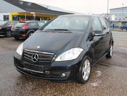 Schwarz Gebraucht 2009 Mercedes A180 Kleinwagen | 1.999 € (Guter Preis)