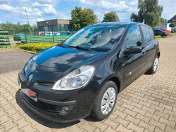 Schwarz Gebraucht 2006 Renault Clio III Expression Kleinwagen | 3.750 € (Fairer Preis)
