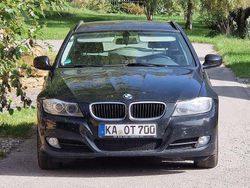 Schwarz Gebraucht 2012 BMW 318 Kombi | 4.990 € (Guter Preis)