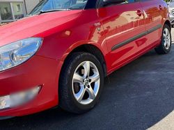 Rot Gebraucht 2013 Skoda Fabia Family Kleinwagen | 3.999 € (Fairer Preis)