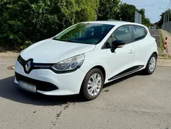 Weiß Gebraucht 2013 Renault Clio IV Limousine | 3.690 € (Etwas zu teuer)