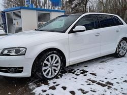 Weiß Gebraucht 2012 Audi A3 Ambition Limousine | 9.400 € (Guter Preis)