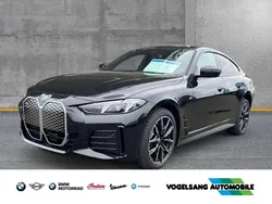 Saphirschwarz metallic Gebraucht 2025 BMW i4 M Sport Limousine | 51.990 € (Guter Preis)