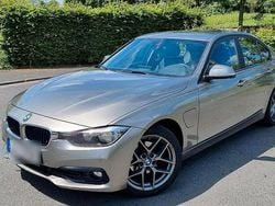 Andere farben Gebraucht 2016 BMW 330e iPerformance Limousine | 18.000 € (Fairer Preis)