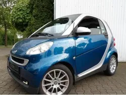 Blau Gebraucht 2009 Smart ForTwo Coupé Passion Coupé | 5.999 € (Etwas zu teuer)